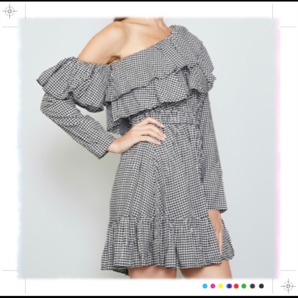 CHANGE OF SEASON ALEX gingham dress one sleeve - Picture 1 of 8